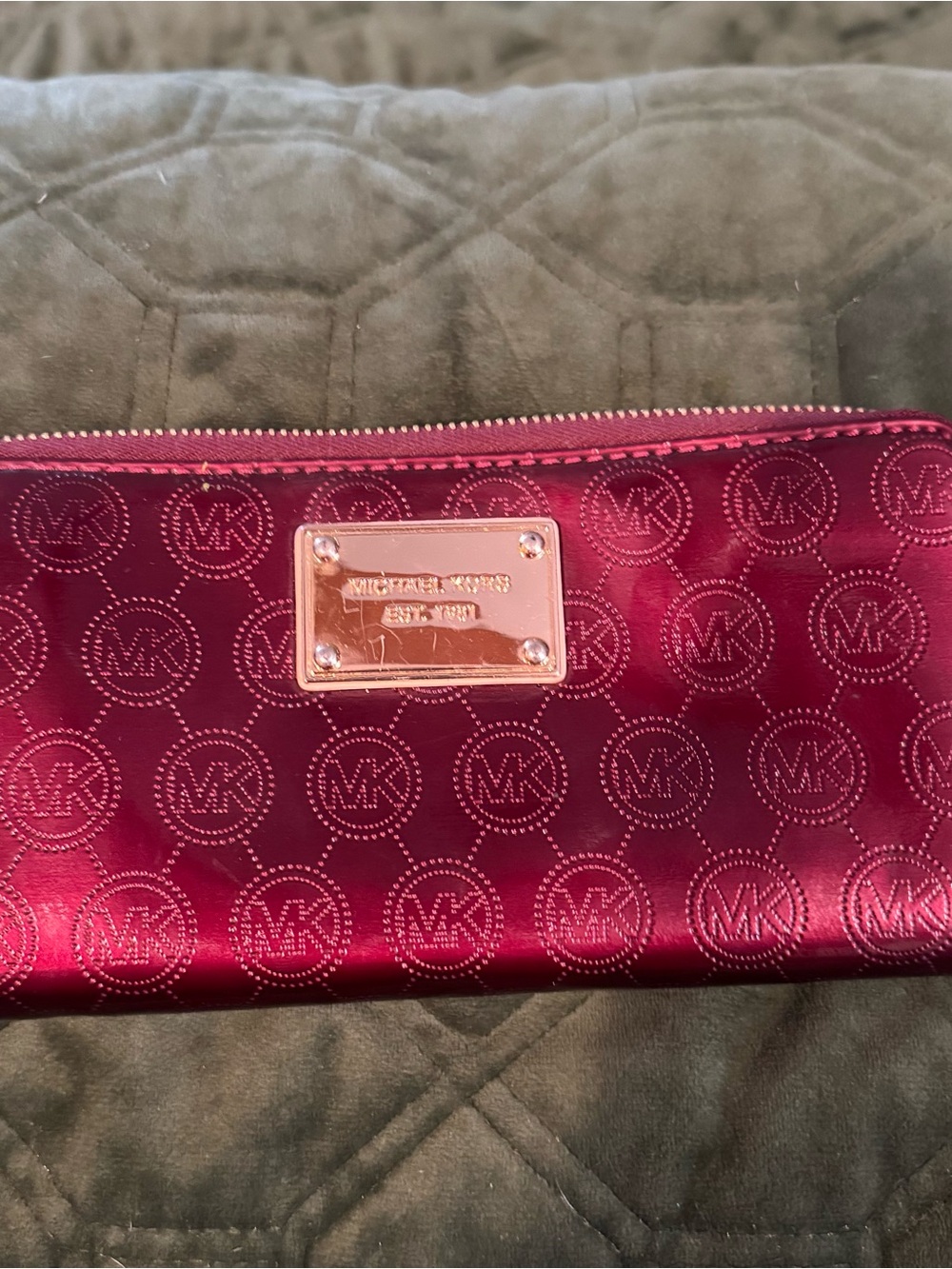 Michael Kors Metallic Fuchsia MK Zip Wristlet